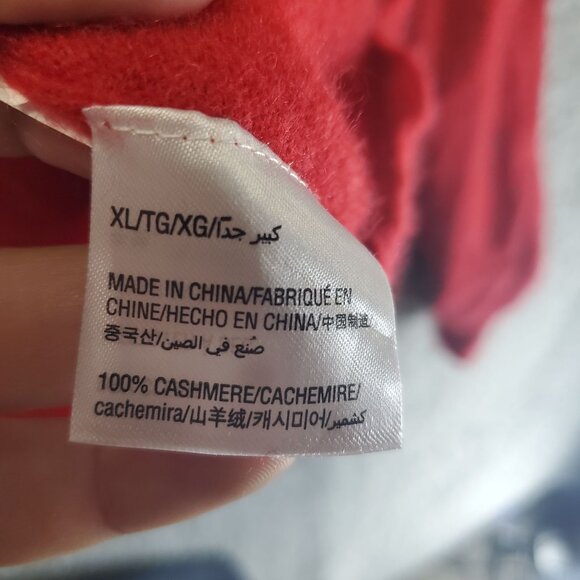 Cashmere Sweater Mens XL Red V-Neck Soft Long-Sleeve Classic Knit *Read* - Picture 2 of 7